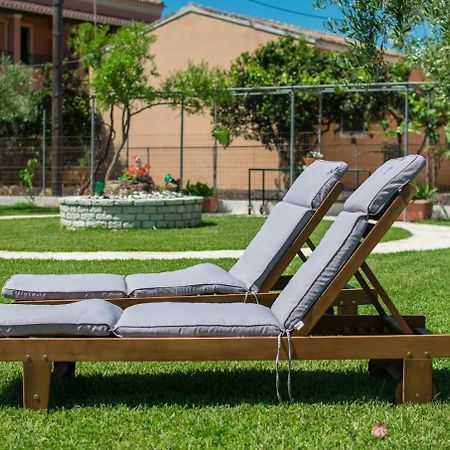 La Casa Di Eleni Villa Acharavi  Bagian luar foto
