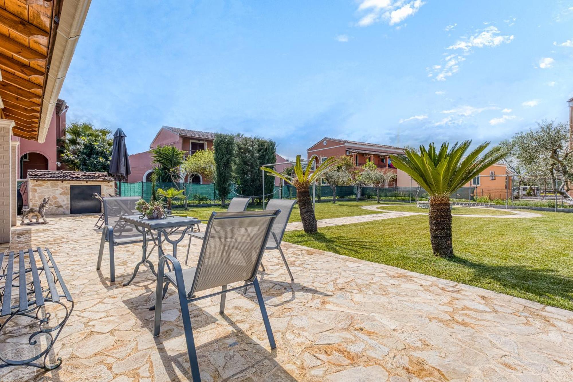 La Casa Di Eleni Villa Acharavi  Bagian luar foto
